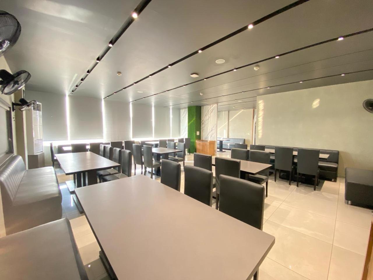 Lords Eco Inn Navsari Экстерьер фото